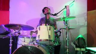 Ruins Alone (Tatsuya Yoshida) @ Bar 1, Santiago, Chile (2016.11.18)