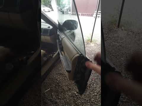 Замена накладок на ограничителях дверей subaru forester sf