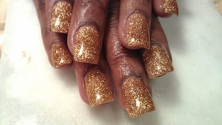 HOW TO GOLDEN CHICK GLITTER NAILS