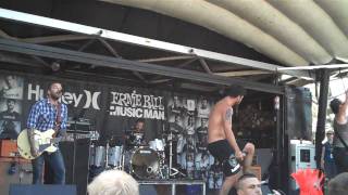 This Could Be Anywhere In The World - Alexisonfire  LIVE