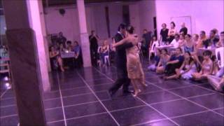 FLORENCIA LABIANO y HERNAN RODRIGUEZ bailando el tango CANTEMOS CORAZON en FLOREAL MILONGA