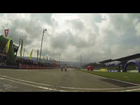 Vuelta en PitBike autódromo de Tocancipá colombia