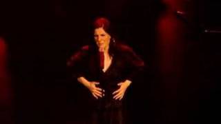 Diana Navarro-Deja de Volverme Loca (24 rosas Tour)