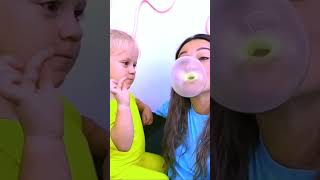 Download lagu Cute baby 😘 #shorts mp3