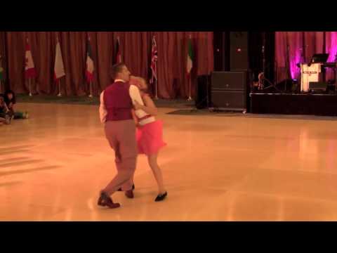 2013 ILHC Lindy Hop Classic Pro - Pontus Persson & Isabella Gregorio