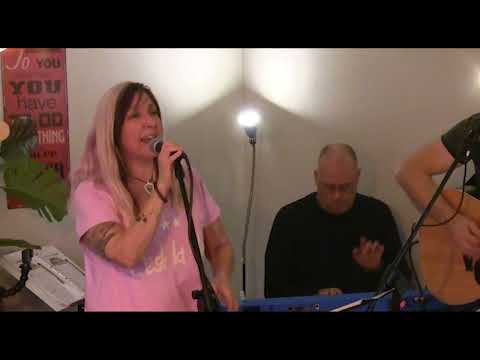 Johanne Vie Band Huskonsert Hurdal -  Give me a Reason