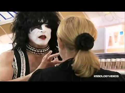 KISS works at Wal-Mart