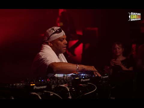 Iration Steppas plays Jah Baker - New World Skank at Dubquake - Geneva