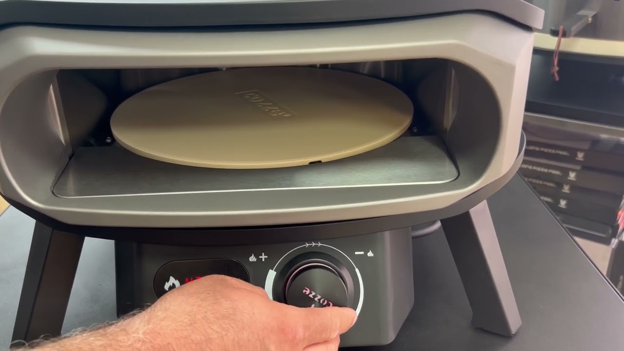 טאבון חשמלי קוצה COZZE בגדלי 13"/17" עם אבן מסתובבת.