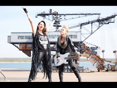 Anita & Alexandra Hofmann 100.000 Volt (offizielles Video)
