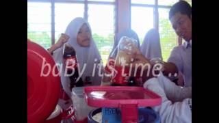 preview picture of video 'Jamuan Akhir Tahun 5C tahun 2011 d SMK Merotai Besar'