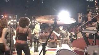 Jeanette Biedermann - Hold The Line (Deutschland Champions 24.07.2004)