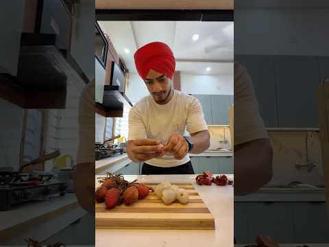 Bhai ke bazar wala Litchi wala juice ghar pe recreate kiya 😱 | Summer drink #shorts #shortsfeed