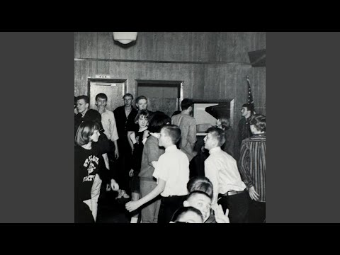 Video thumbnail for Who Will You Kiss on New Year’s?