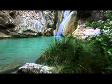 Mέρη της Πελοποννήσου όπου η φύση... οργιάζει! (pics+vids)