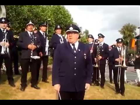 wenn wir mit dem Arsch an der Theke stehn...🍻