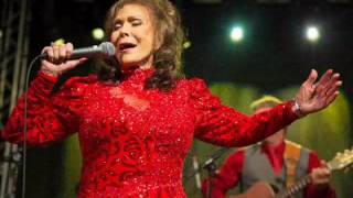 Loretta Lynn   White Christmas Blue