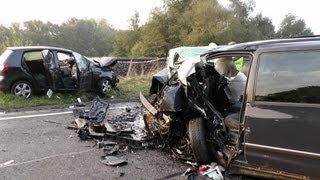 preview picture of video 'Tödlicher Verkehrsunfall auf der B 26 bei Wülflingen / Lkr. Haßberge'
