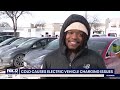 Video 'SK 0:53 / 1:52 Dead Teslas pack Chicago area Supercharger station due to frig...'