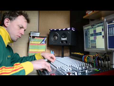 Paul Fox Simmer down dub mix