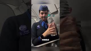 Download lagu There Is a Reason Why Flight Attendants Do This mp3