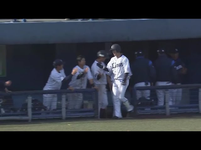 【練習試合】アップルパンチ炸裂!! ライオンズ・外崎がレフトへ同点ホームランを放つ!! 2019/2/20 L-UL