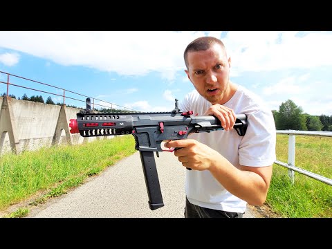 WER TRIFFT bekommt eine BESSERE WAFFE! (Teil 2) | Airsoft Schlacht Challenge - Gun Game