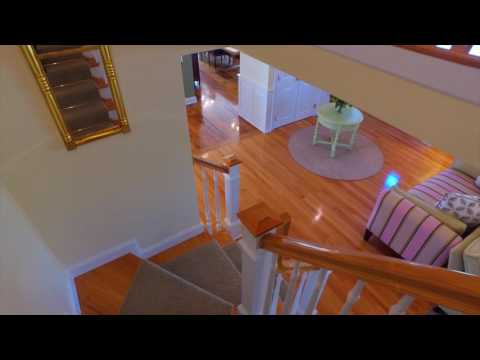146 Paradise Ave, Middletown, RI 02842