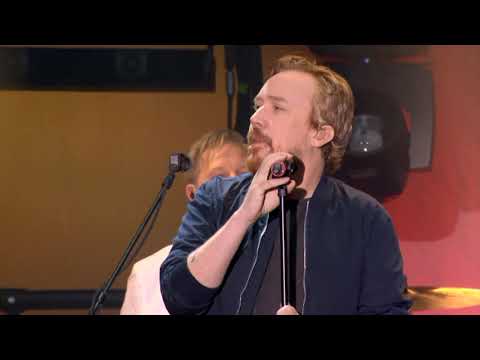 Honung och guld - Per Gessle & Lars Winnerbäck (live Halmstad 2017) - Subtitulos Sueco/español -