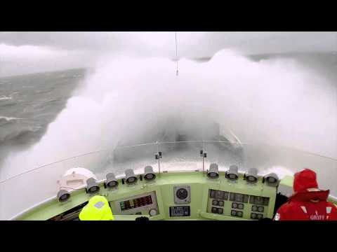 Storm ride of the rescue vessel HERMANN HELMS