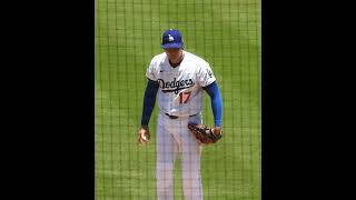 痛みに耐え、力投する大谷翔平選手を見てコールが大ファインプレー‼️#shoheiohtani #ドジャース #dodgers ##代打で二刀流