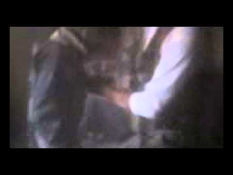 تعرض مصور لواء سيف الحق لقذيفة دبابة أثناء قيامه بتصوير الاشتباكات