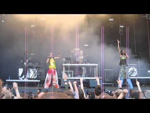 Robyn & La Bagatelle Magique‬ @ Popaganda 2015-08-28