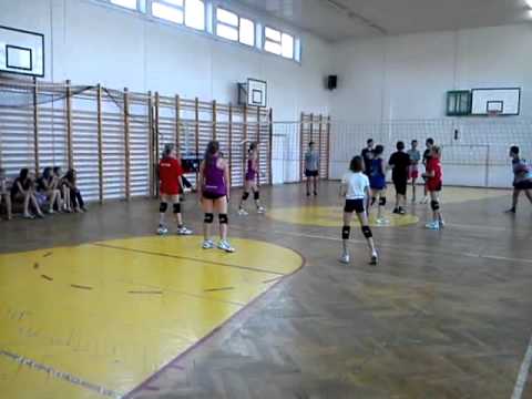 uks rosario lubowidz - zwaodniczki rocznik 99 na sparingu