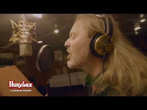 Pepa Vojtek při natáčení úvodní písně "Jízda" k filmu Hurvínek a kouzelné muzeum