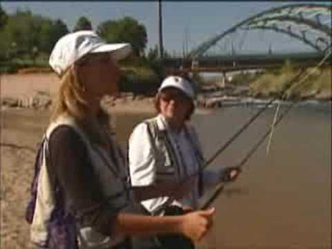 Women Learn Fly Fishing Tips