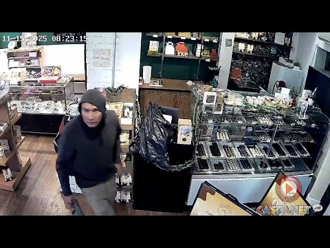 Raw: Burglar hits Kelowna chocolate shop