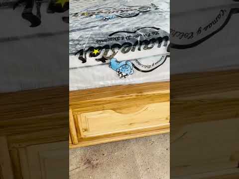 Bace de cama de madera de laurel