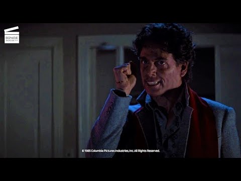 Vampire, vous avez dit vampire ? : Avertissement pour le voisin trop curieux CLIP HD