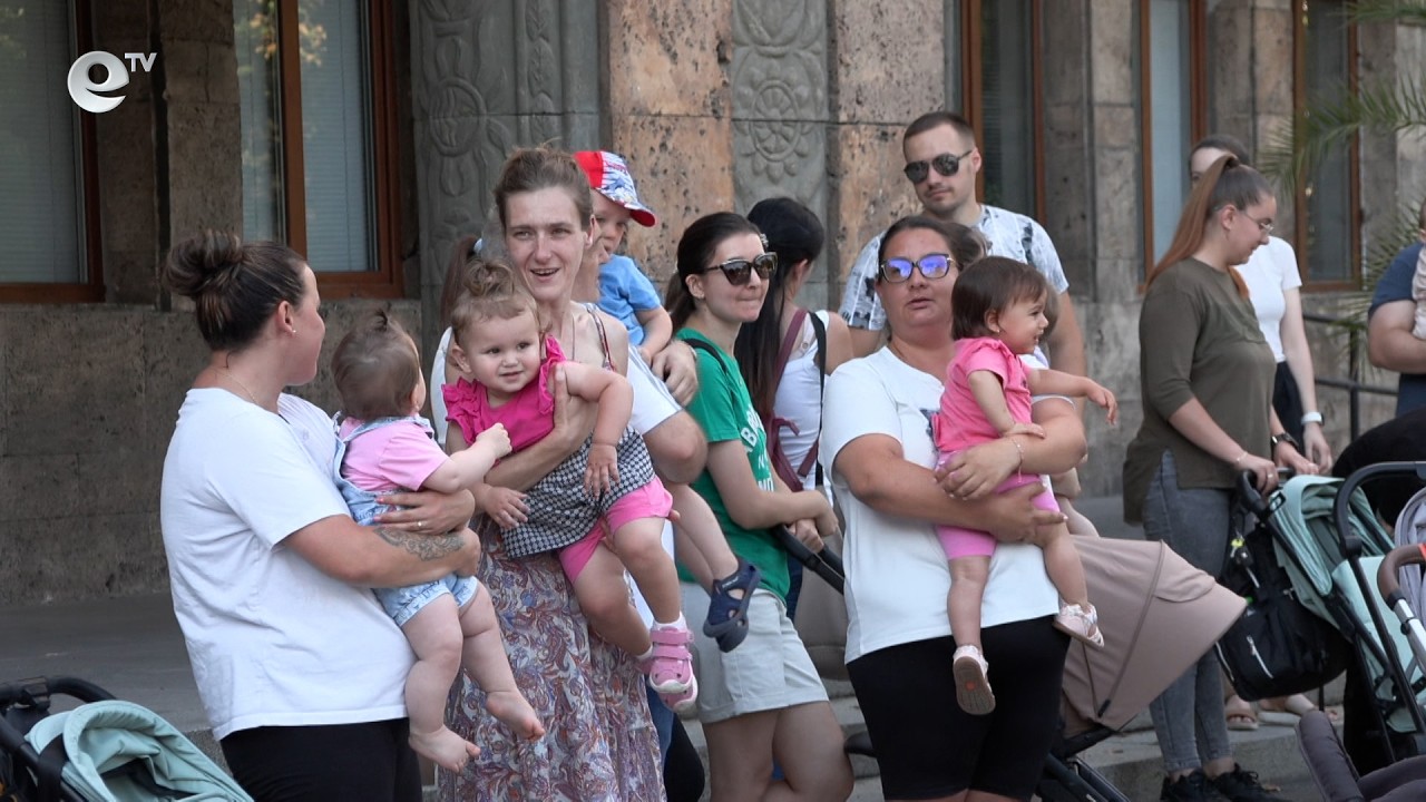 Хасковски майки протестираха под прозорците на държавната власт за повече пари