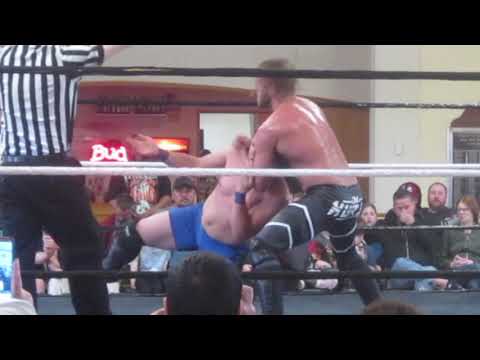 Scotty Wild VS D.L. Hurst Western Mass Wrestling 05/05/19