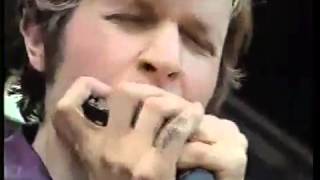 Beck - One Foot in the Grave / Devil&#39;s Haircut (Glasto 1997)