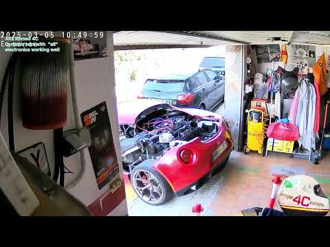 Alfa Romeo 4C Dynamic test with all electronics working well.