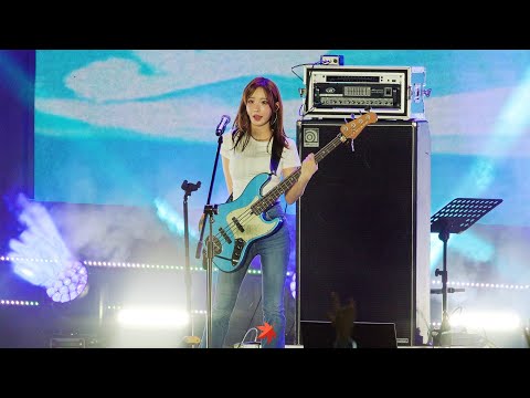 [4K]QWER 마젠타 울산 서머 페스티벌 - 메아리 MAGENTA FANCAM REBOUND 250805