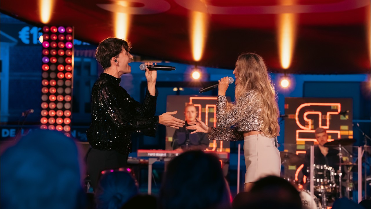 You Are The Reason - Ines en Lucas (Open Stage)