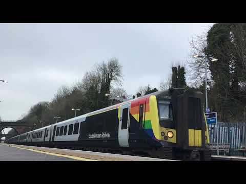 Trains at Winchester ft 444019 trainbow