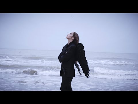 Elisa Tovati – Une histoire d'amour (Clip Officiel)