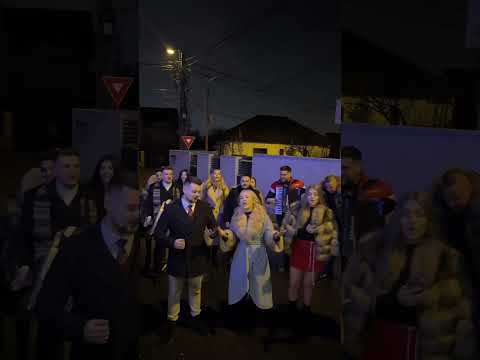 Colindatori vestiti - Busuioc  de pus in grinda 2022