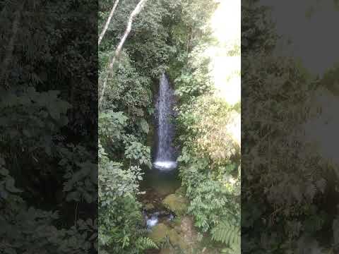 cascada en nariño antioquia, el poder del agua en su esplendor