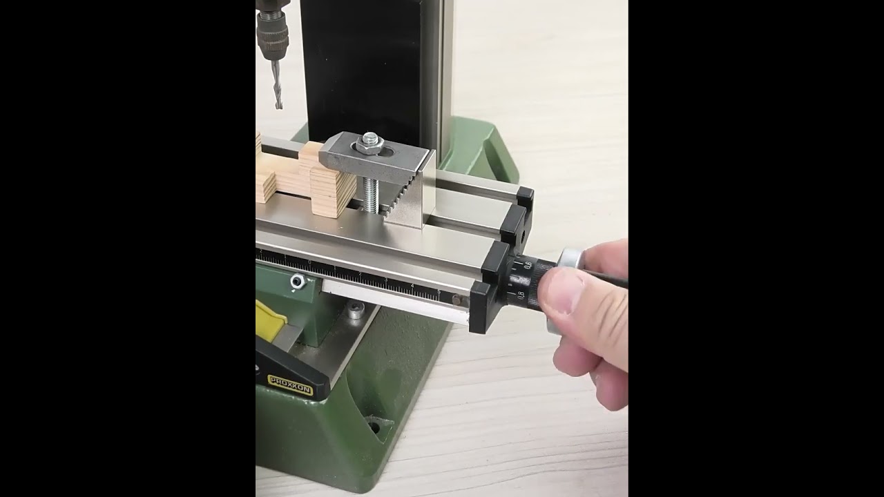 Máy Phay Để Bàn Proxxon MF70